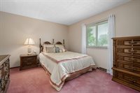 6898 Starfire Drive, Reynoldsburg, OH 43068