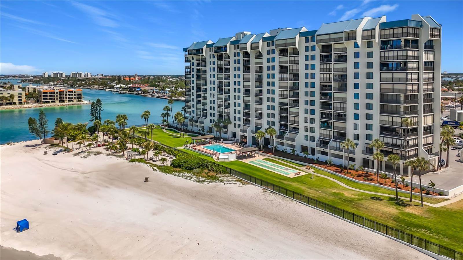 7100 Sunset Way, Saint Pete Beach, FL 33706