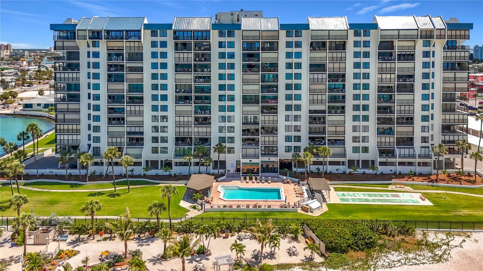 7100 Sunset Way, Saint Pete Beach, FL 33706