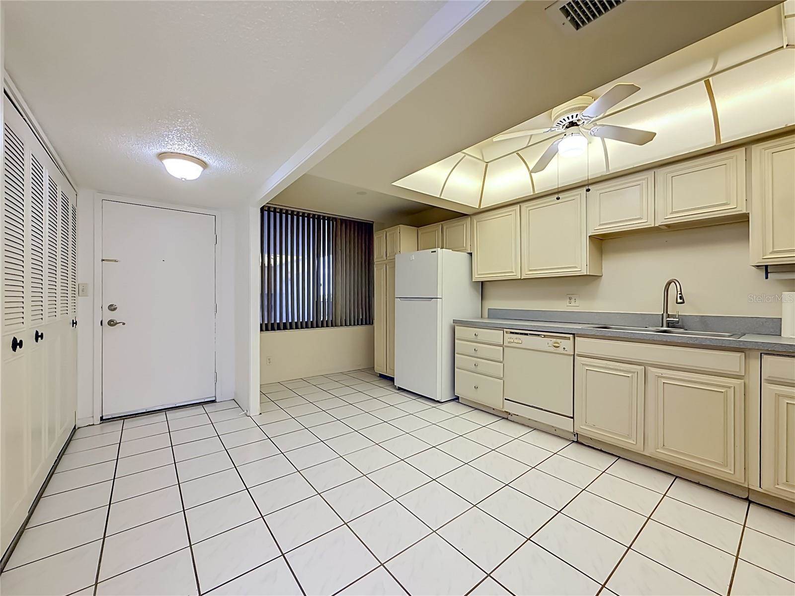 7100 Sunset Way, Saint Pete Beach, FL 33706