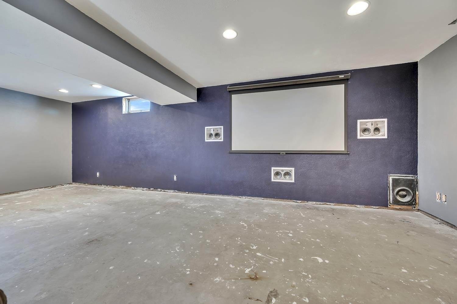 410 Q, Milford, IA 51351