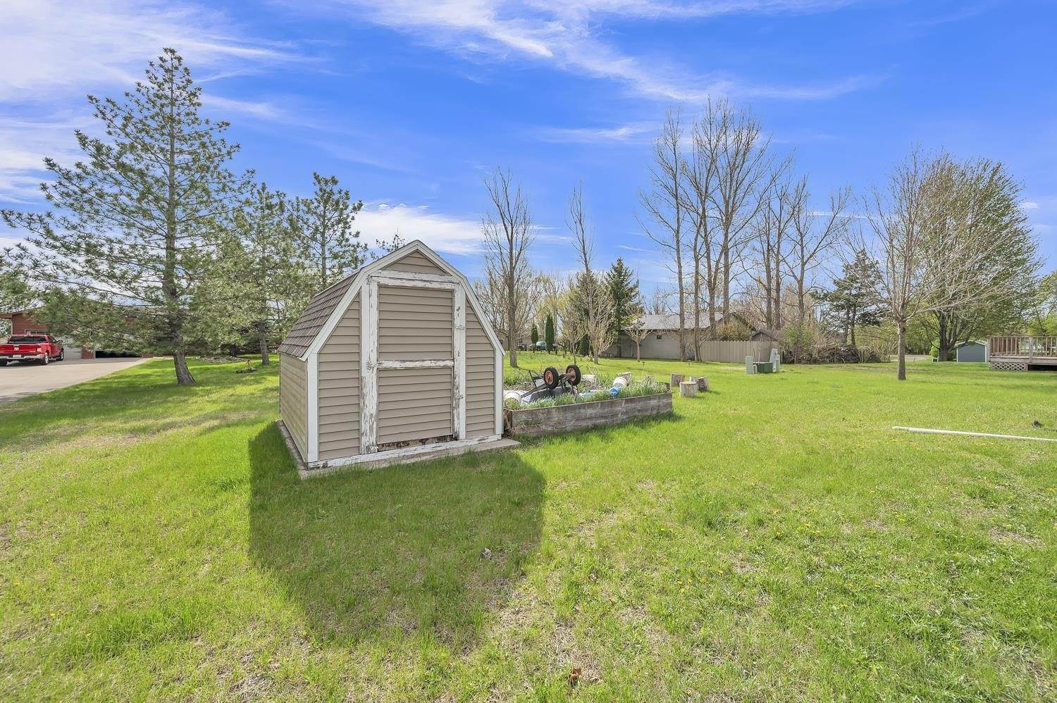 410 Q, Milford, IA 51351