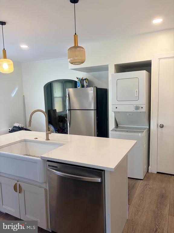 60 West Broadway Avenue, Clifton Heights, PA 19018