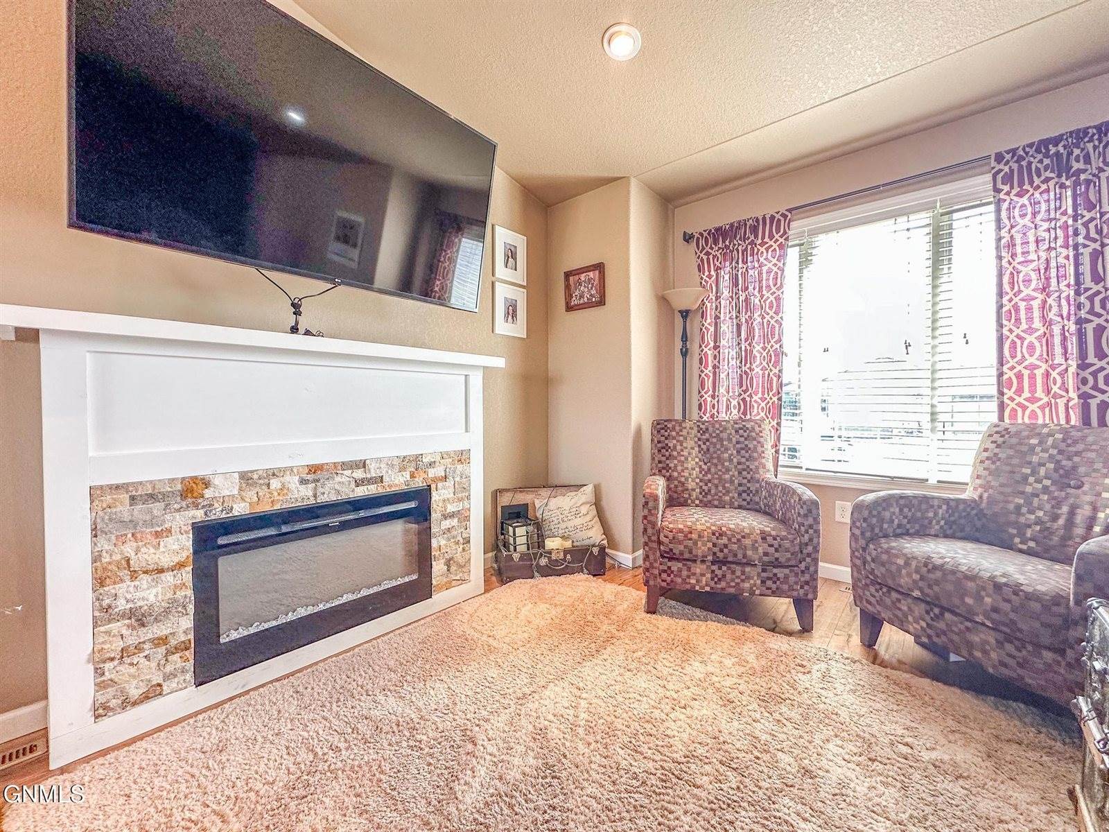 502 Granite Drive, Bismarck, ND 58503