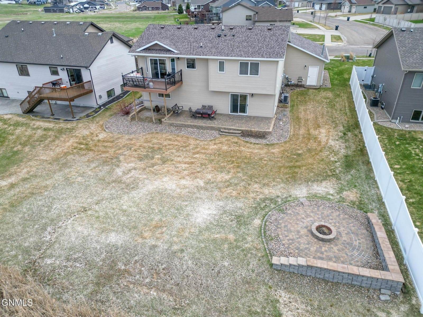 502 Granite Drive, Bismarck, ND 58503