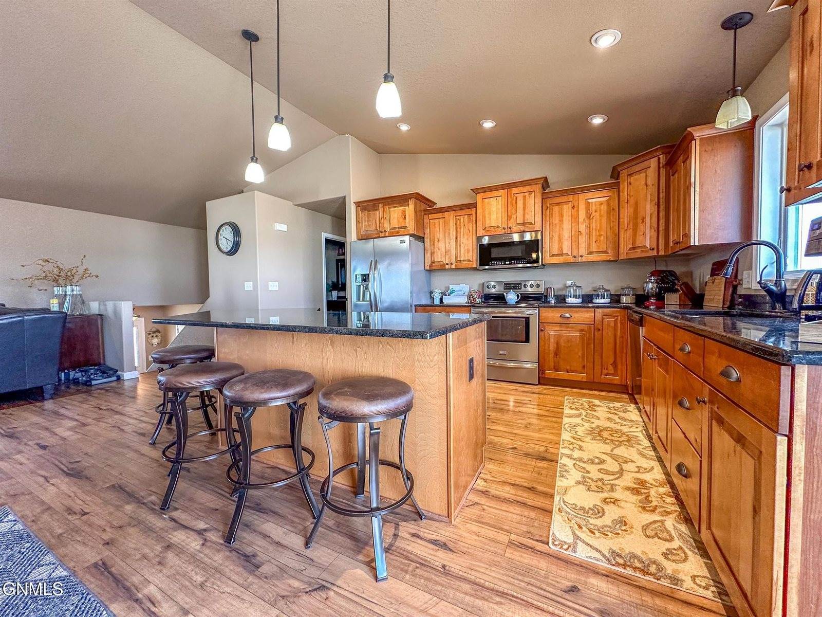 502 Granite Drive, Bismarck, ND 58503