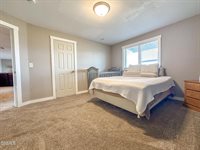 502 Granite Drive, Bismarck, ND 58503