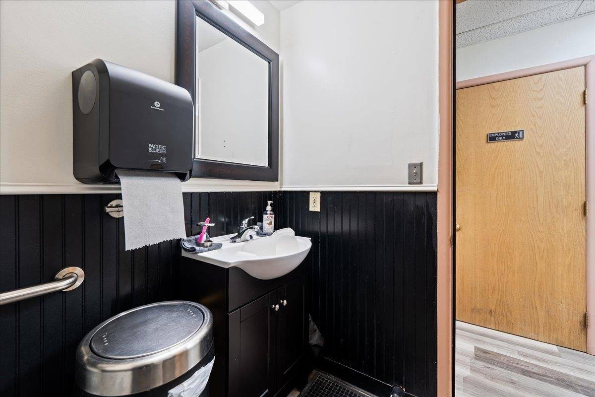 909 Cushman Street, Fairbanks, AK 99701