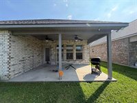 1074 Elliston Dr, Gonzales, LA 70737