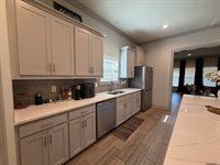 1074 Elliston Dr, Gonzales, LA 70737
