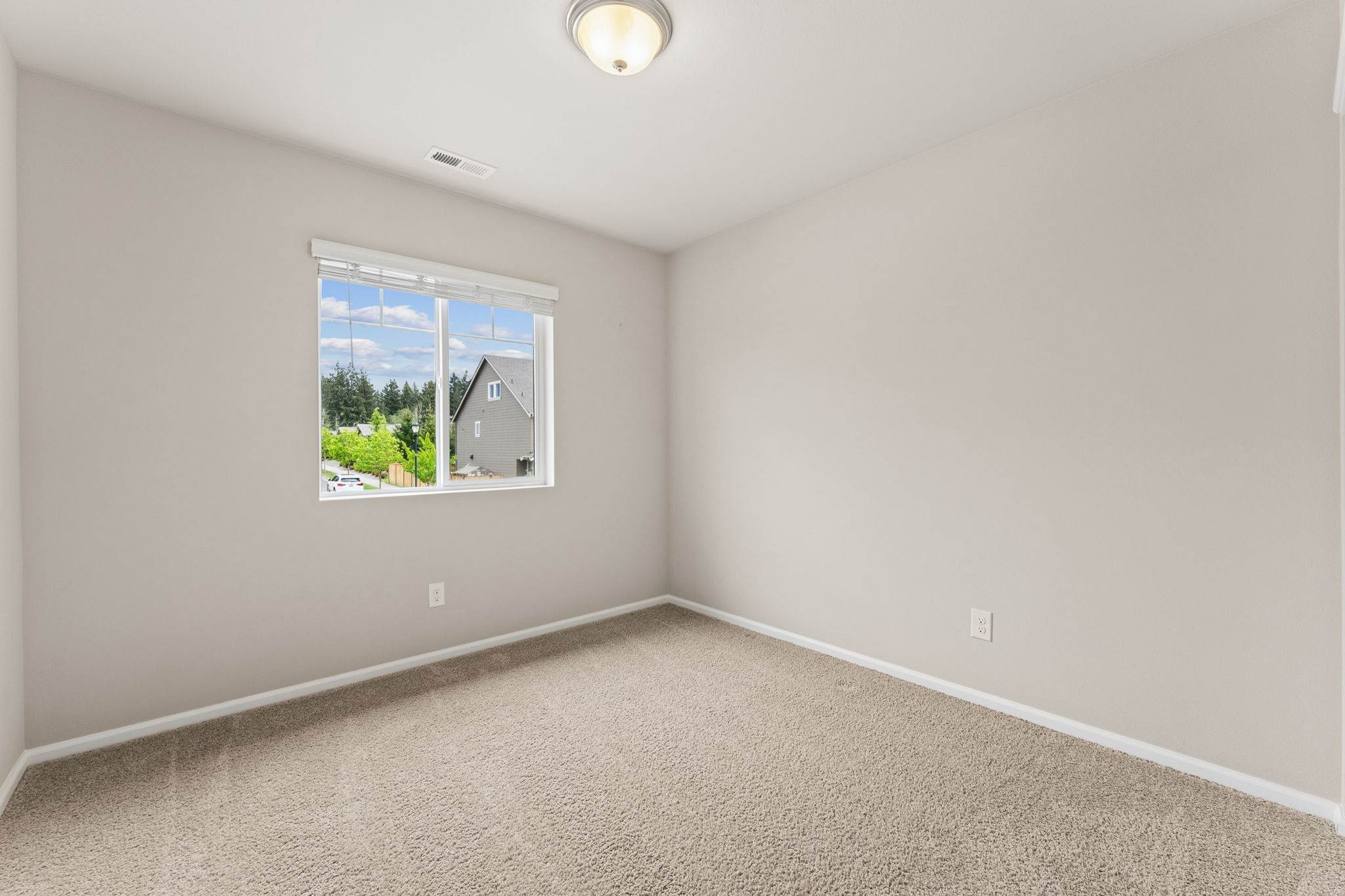 2821 Cassius St NE, Lacey, WA 98516