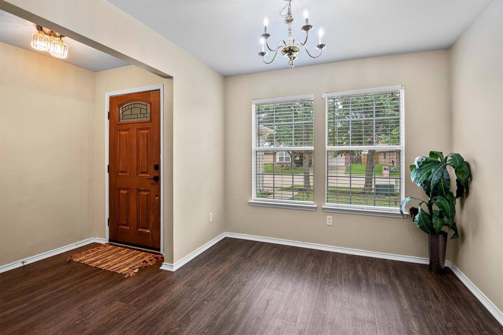 5589 Hunters Bend Lane, Dallas, TX 75249