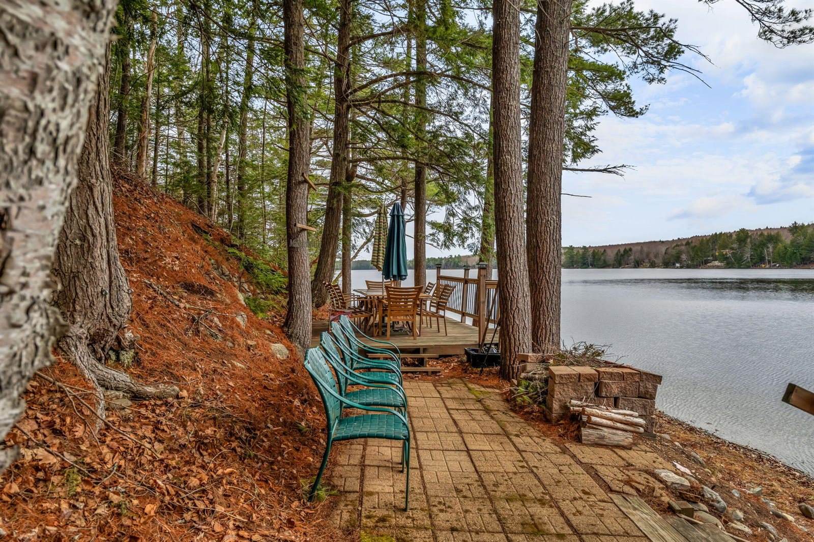 12 Paradise Cove, Clifton, ME 04428