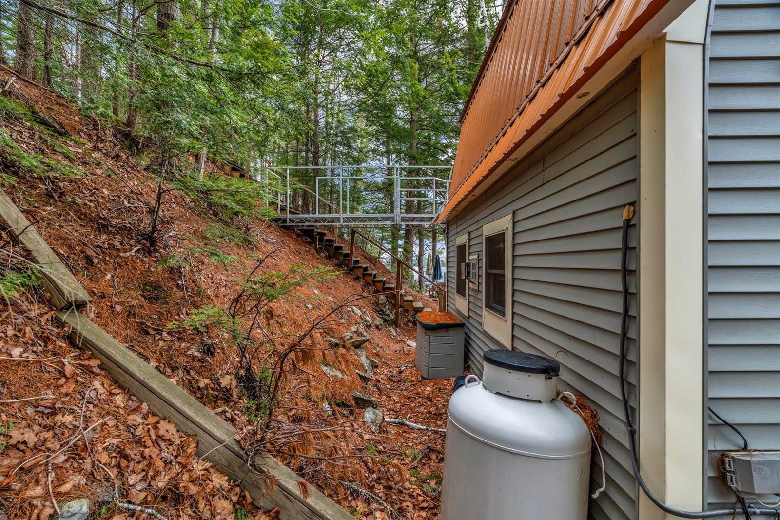12 Paradise Cove, Clifton, ME 04428