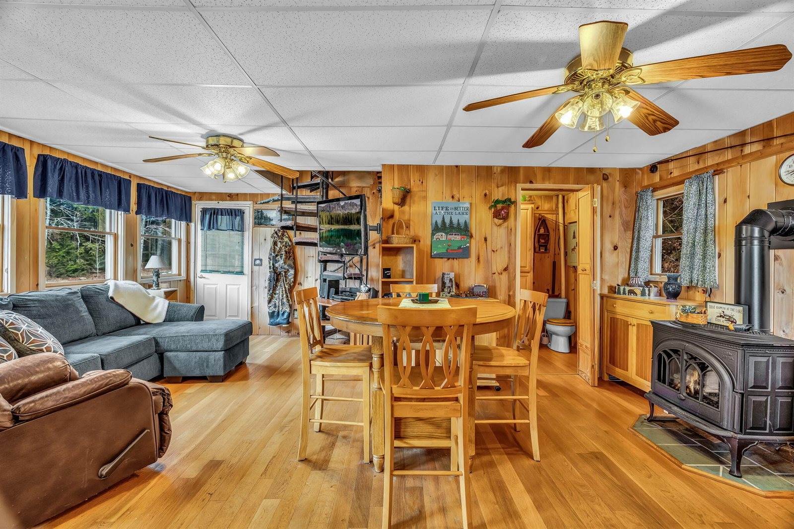 12 Paradise Cove, Clifton, ME 04428
