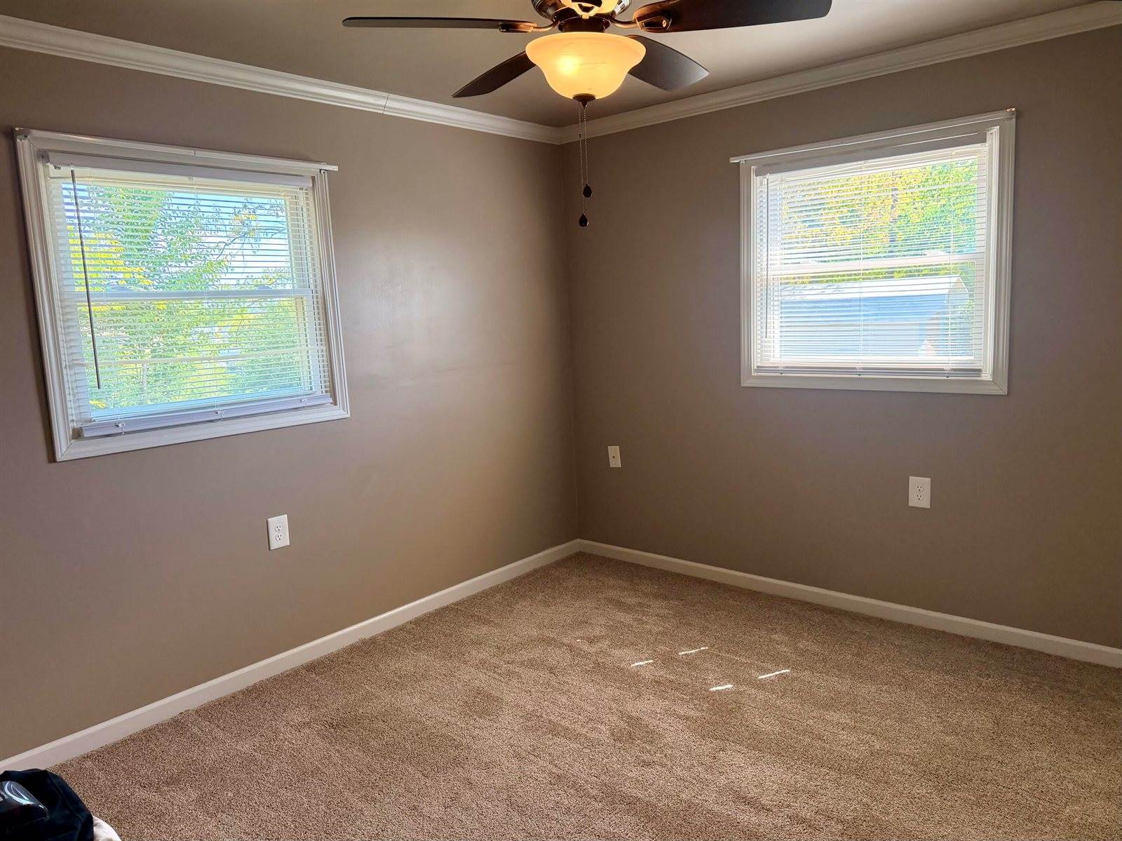 324 Hicks Lane, London, KY 40744