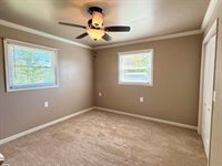 324 Hicks Lane, London, KY 40744