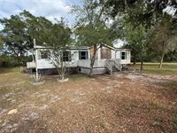 18710 SE 61st Street Road, Ocklawaha, FL 32179