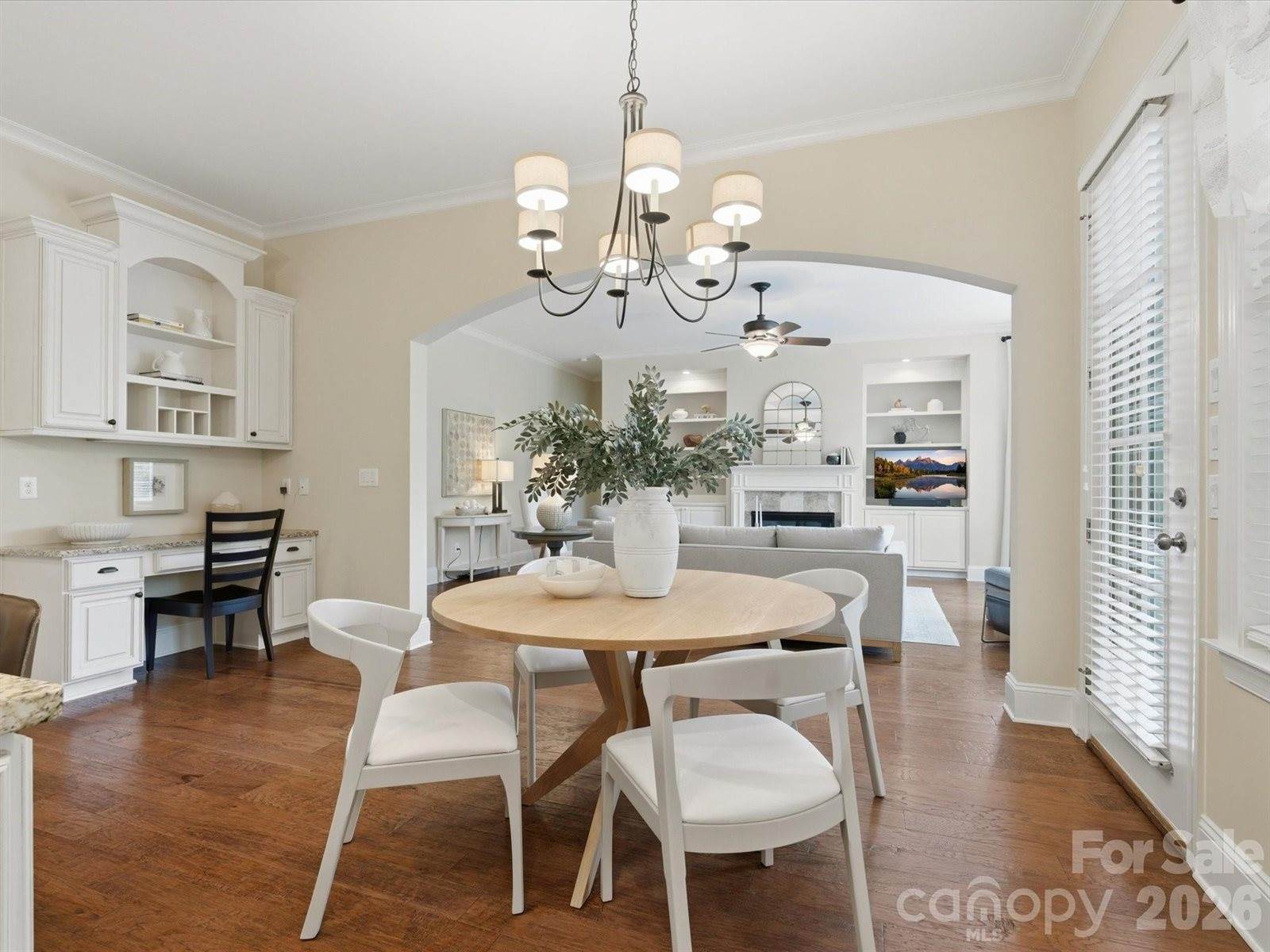1003 Desborough Drive, Matthews, NC 28104