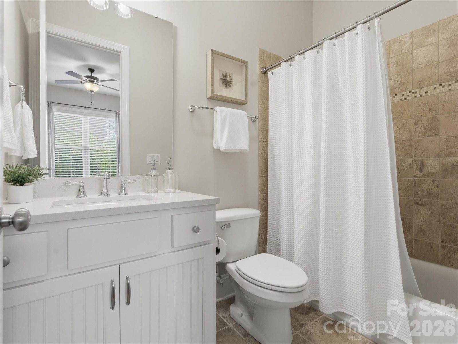 1003 Desborough Drive, Matthews, NC 28104