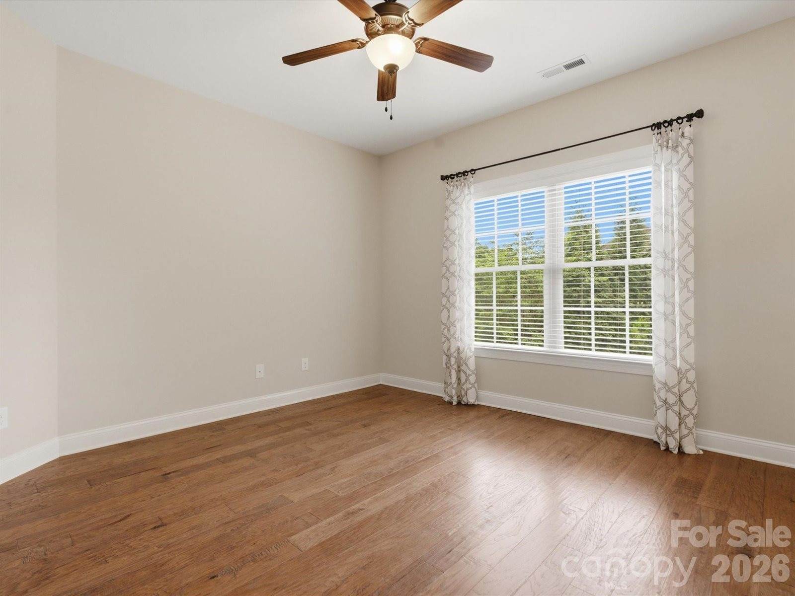 1003 Desborough Drive, Matthews, NC 28104
