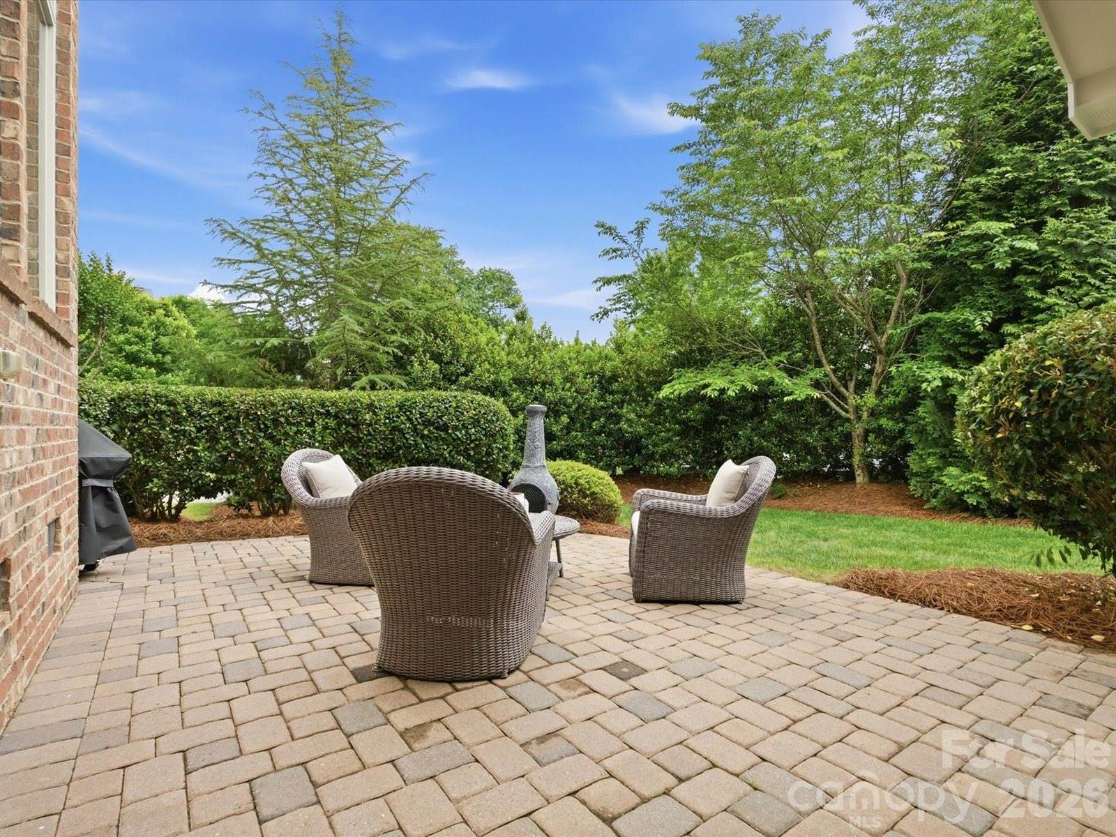 1003 Desborough Drive, Matthews, NC 28104