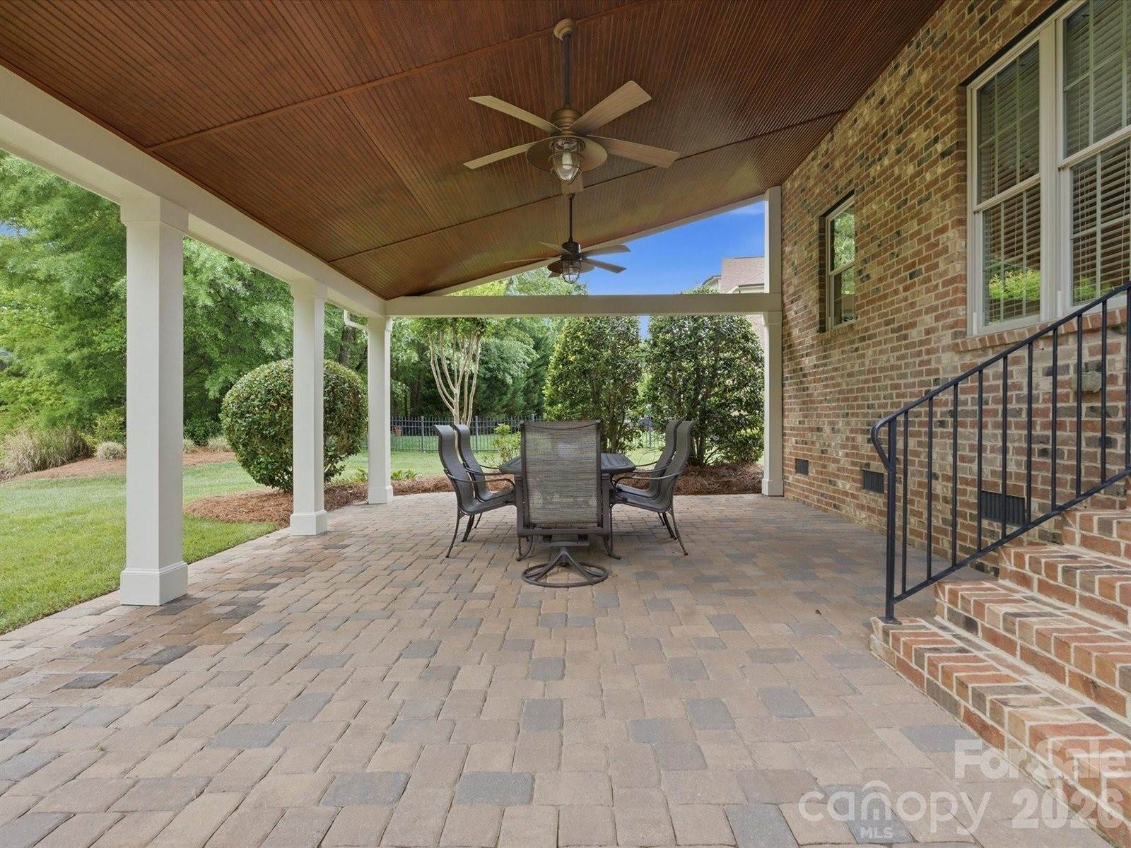 1003 Desborough Drive, Matthews, NC 28104