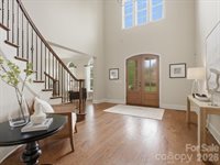 1003 Desborough Drive, Matthews, NC 28104