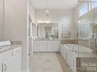 1003 Desborough Drive, Matthews, NC 28104