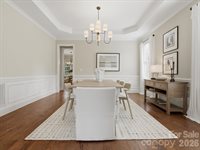 1003 Desborough Drive, Matthews, NC 28104