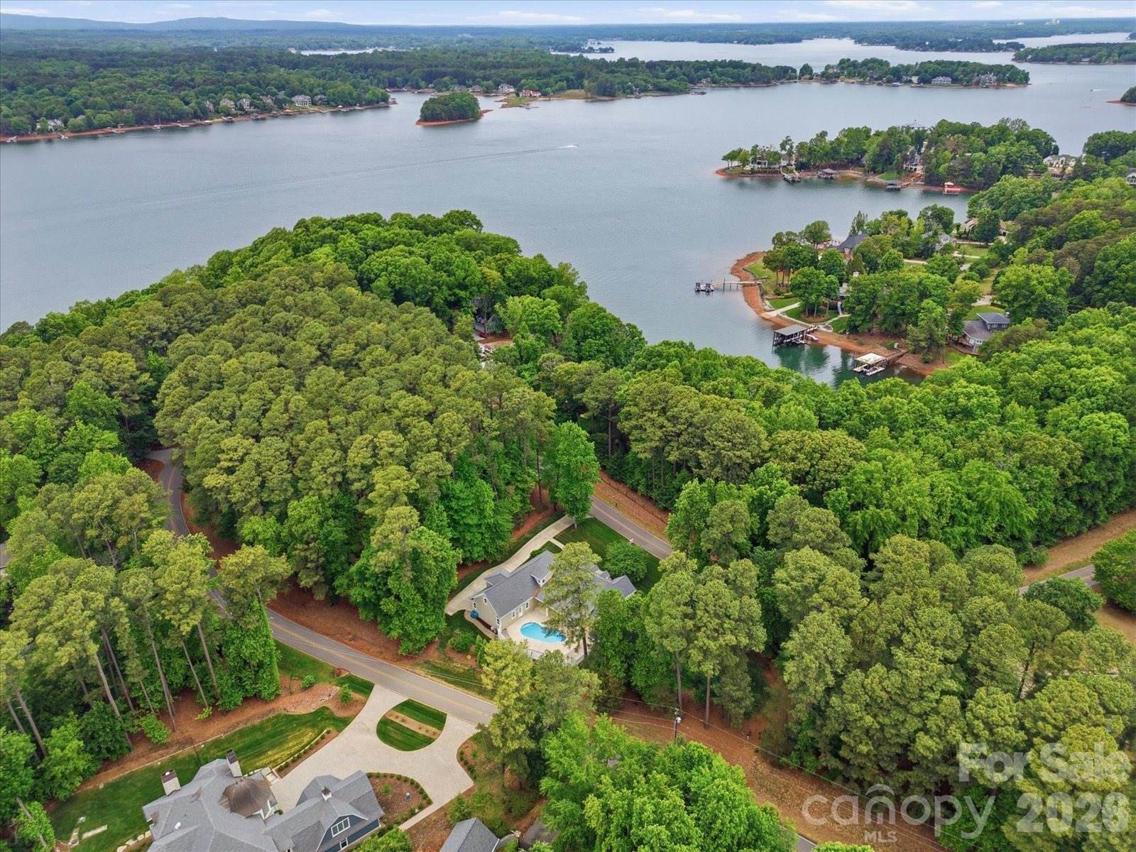 505 Stonemarker Road, Mooresville, NC 28117