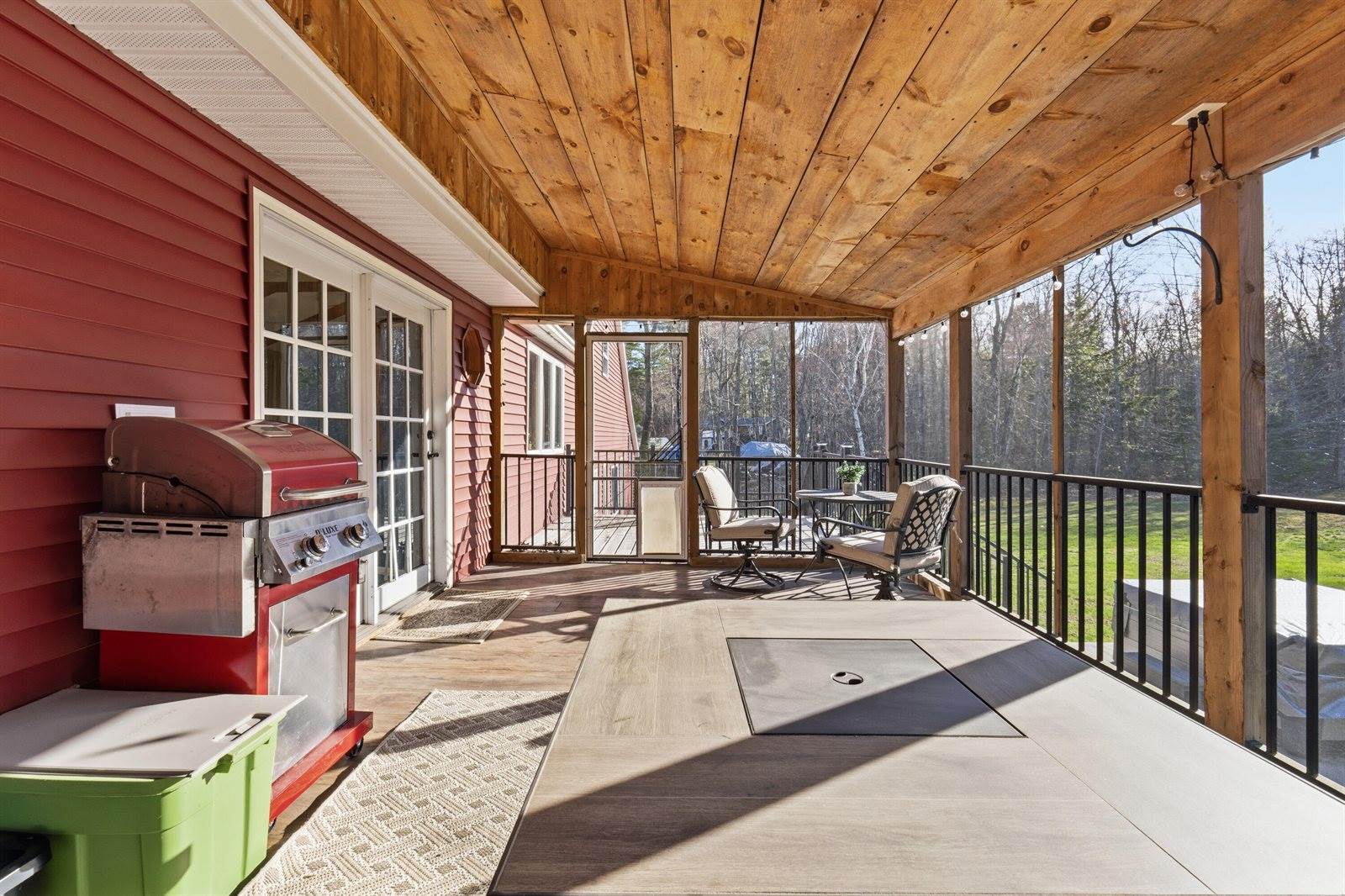 64 Annabessacook Drive, Winthrop, ME 04364