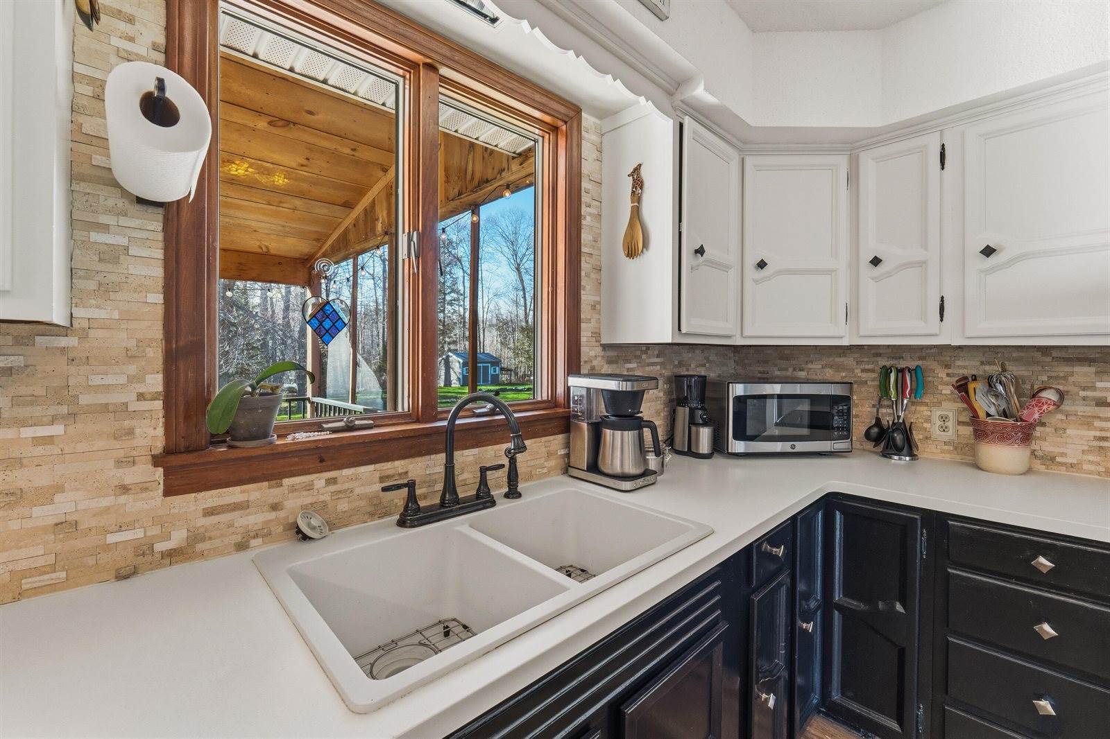 64 Annabessacook Drive, Winthrop, ME 04364