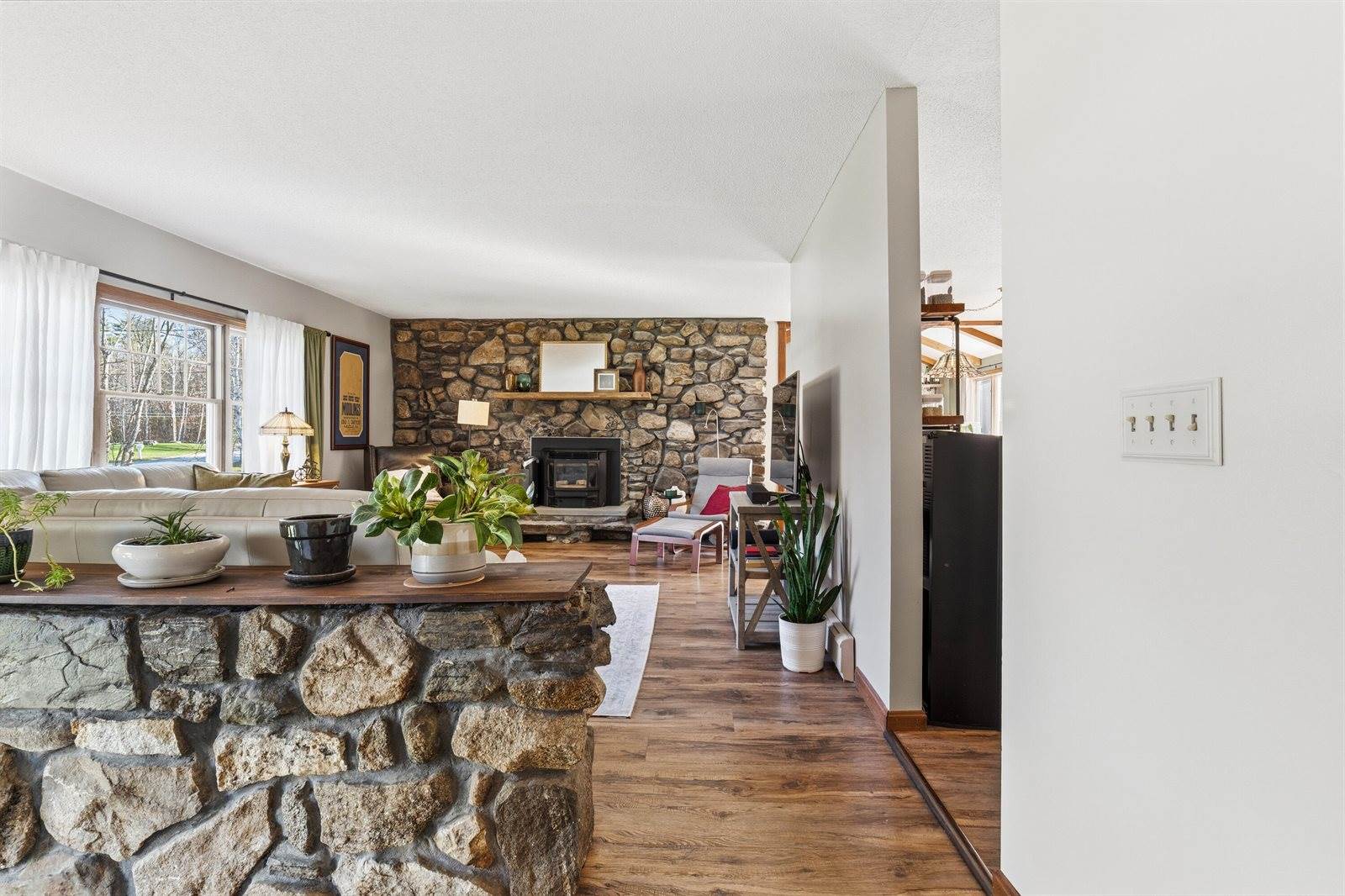 64 Annabessacook Drive, Winthrop, ME 04364