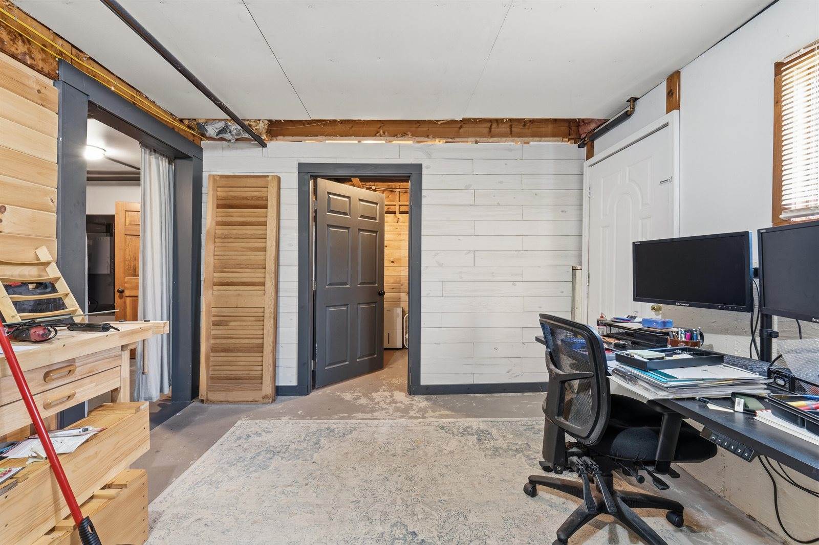 64 Annabessacook Drive, Winthrop, ME 04364