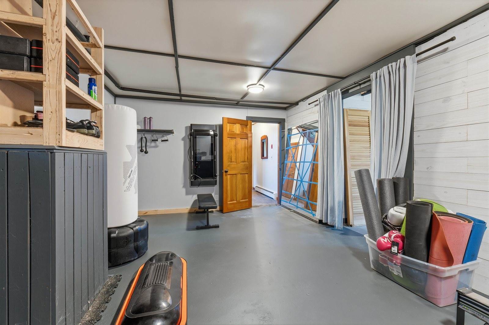 64 Annabessacook Drive, Winthrop, ME 04364