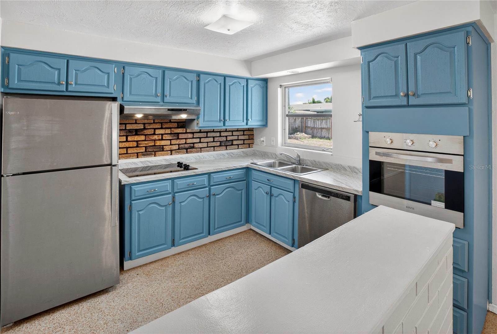 13746 Martinique Drive, Seminole, FL 33776