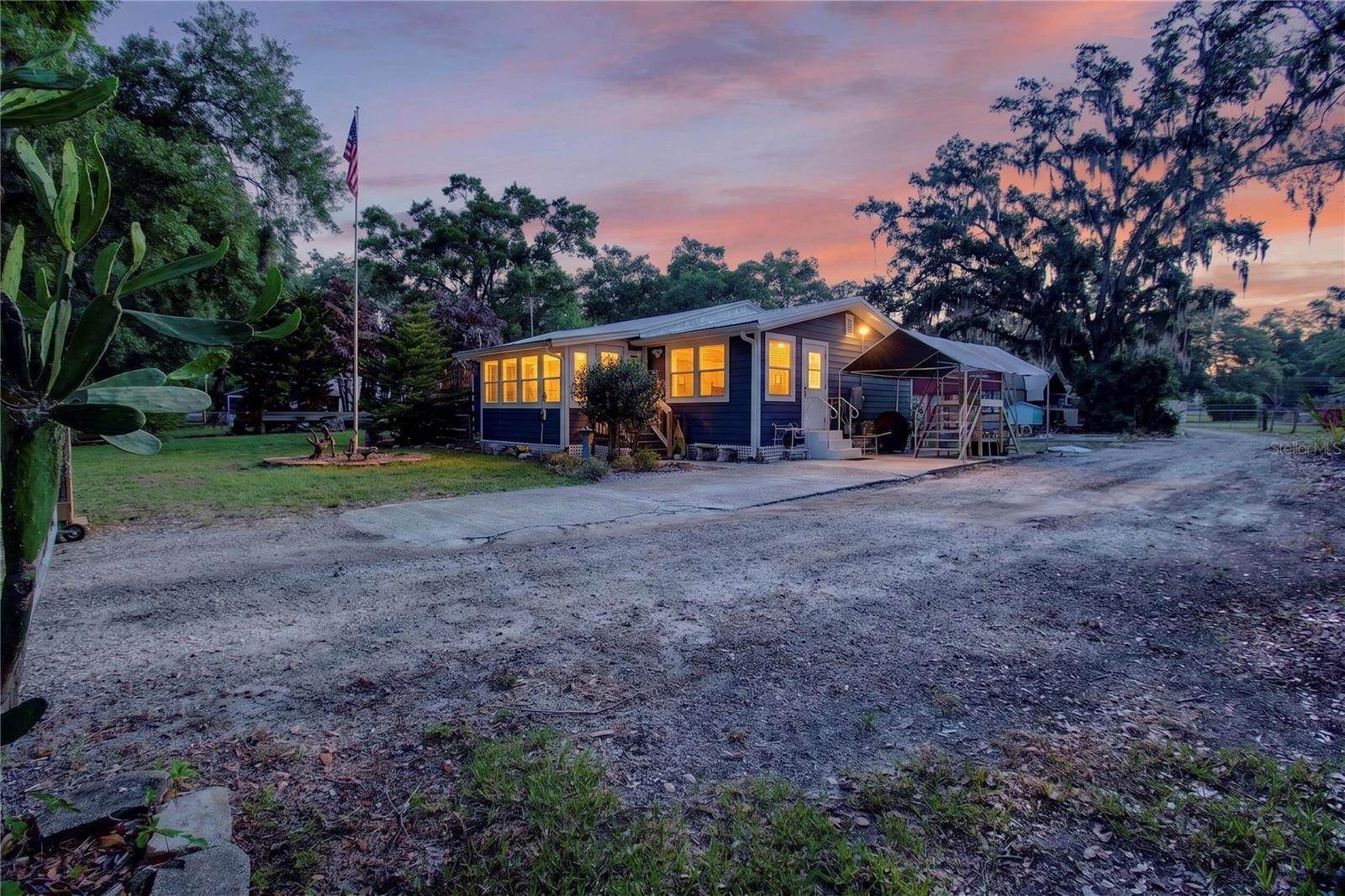 10627 Mcintosh Road, Thonotosassa, FL 33592