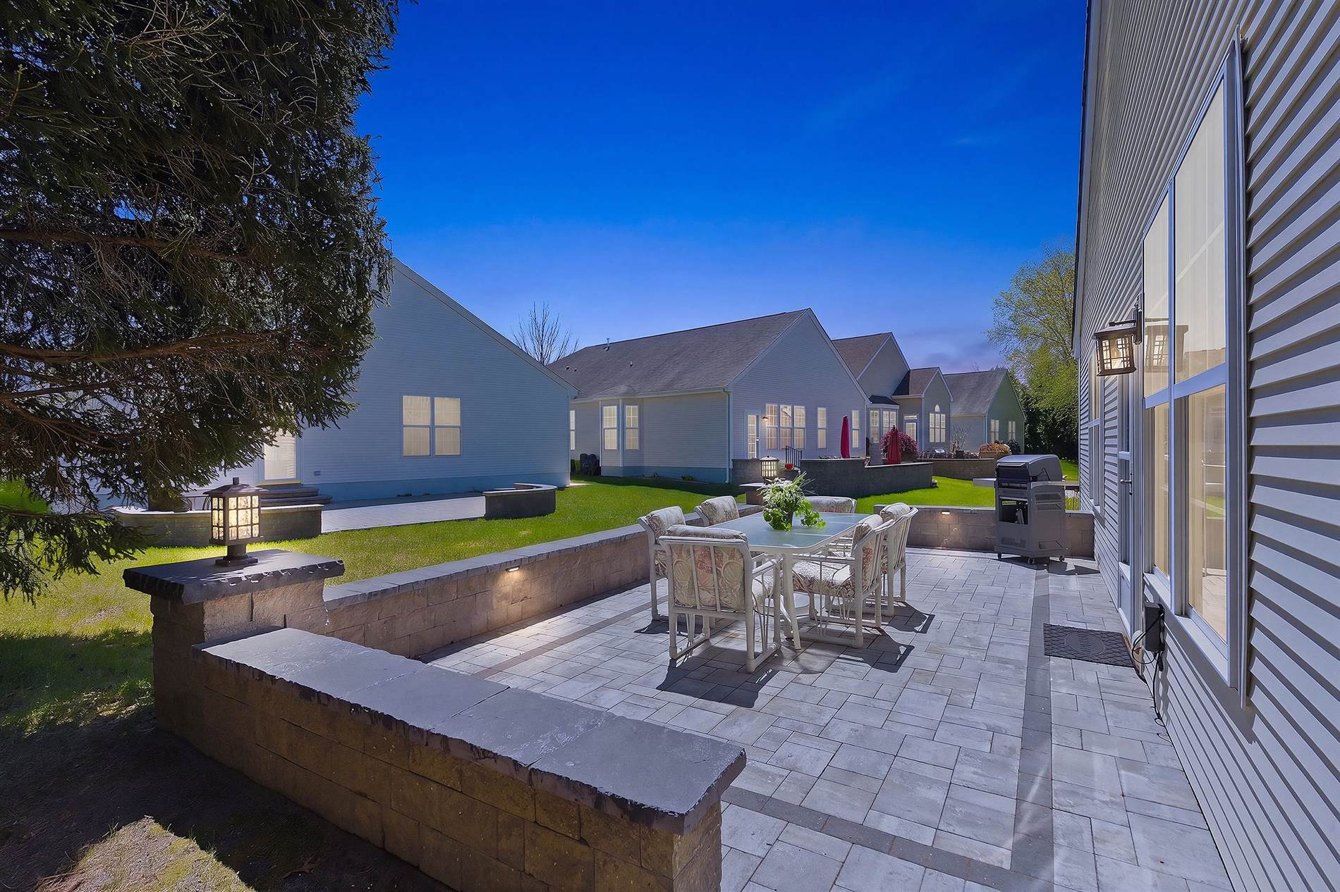 38 Banstead Way, Jackson, NJ 08527