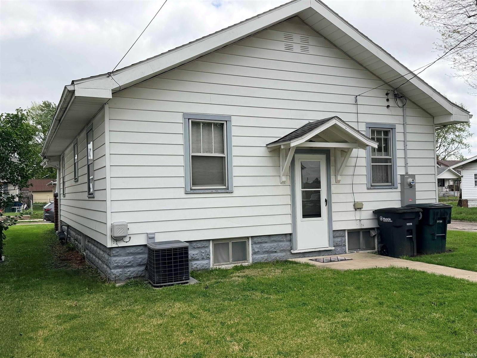 1725 S High Street, Muncie, IN 47302
