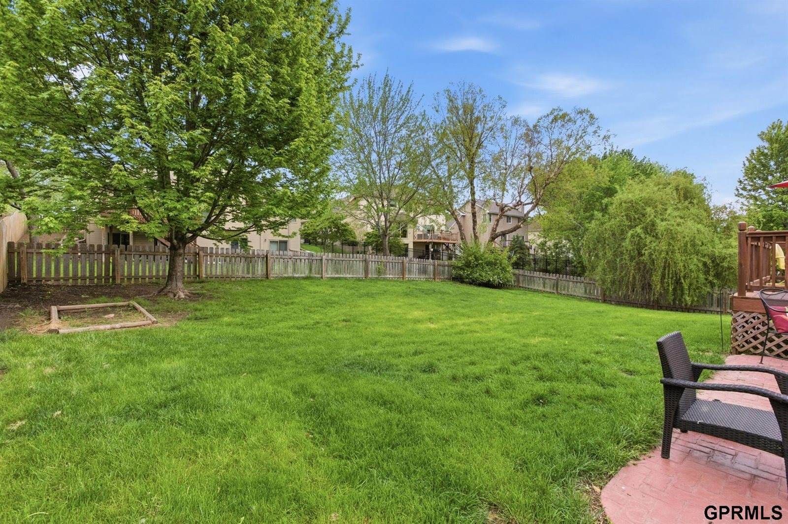13532 Boyd Street, Omaha, NE 68164