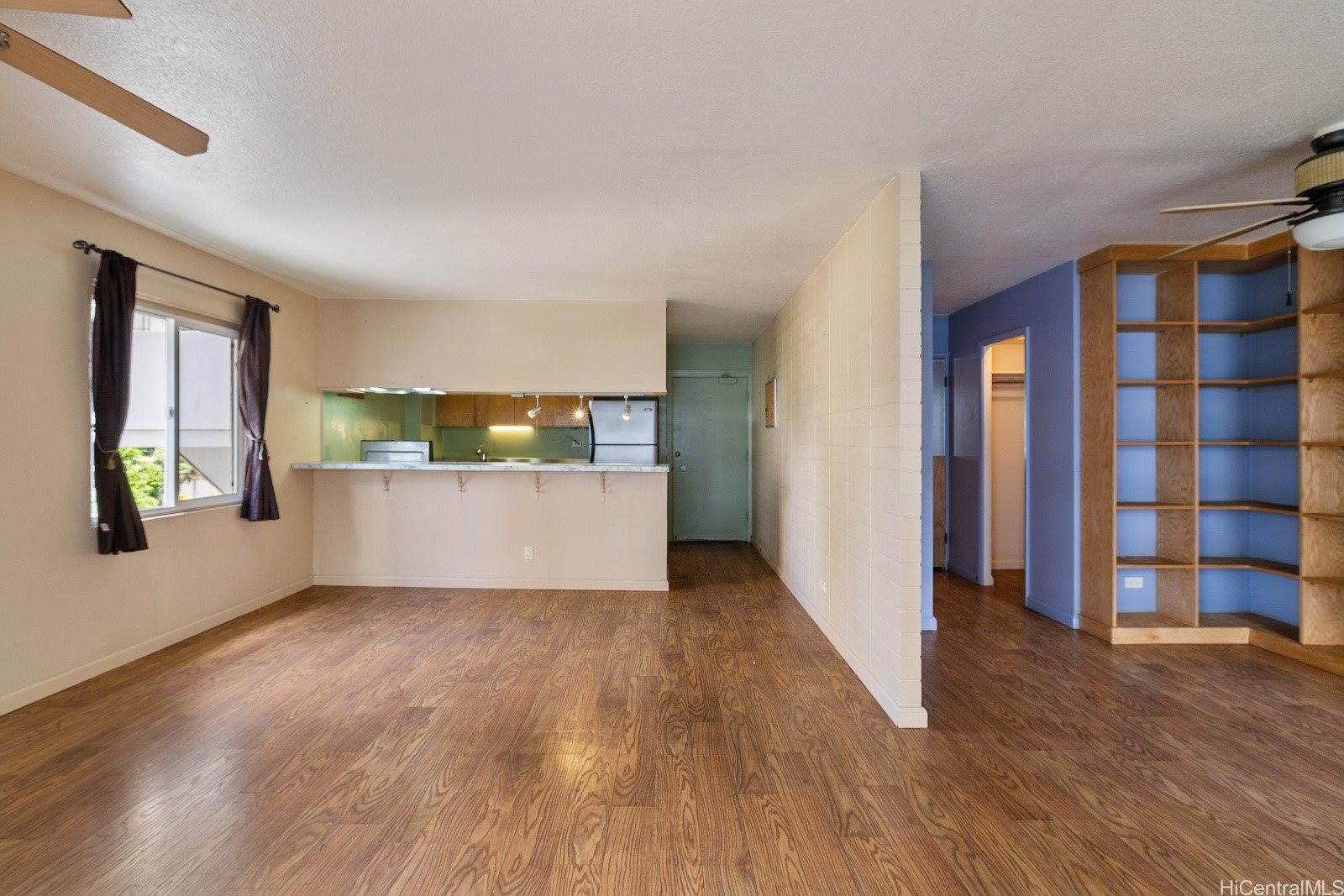 411 Kaiolu Street, Honolulu, HI 96815