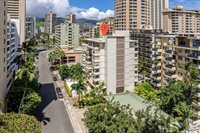411 Kaiolu Street, Honolulu, HI 96815