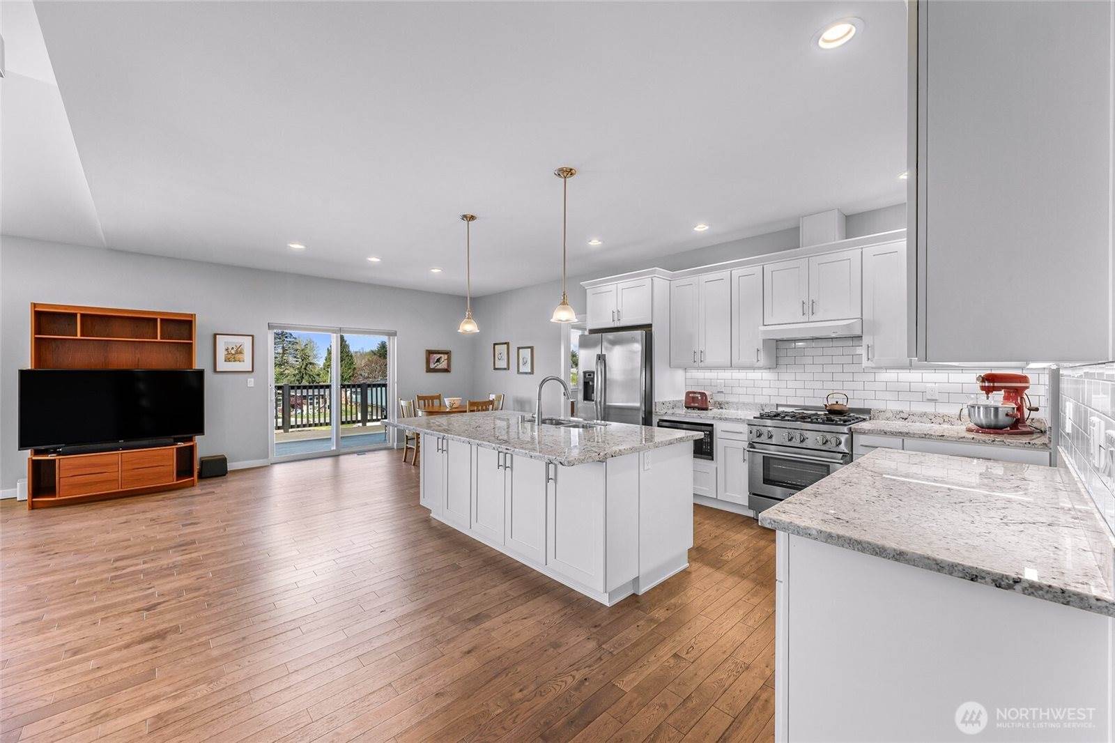 281 11th Street, Blaine, WA 98230