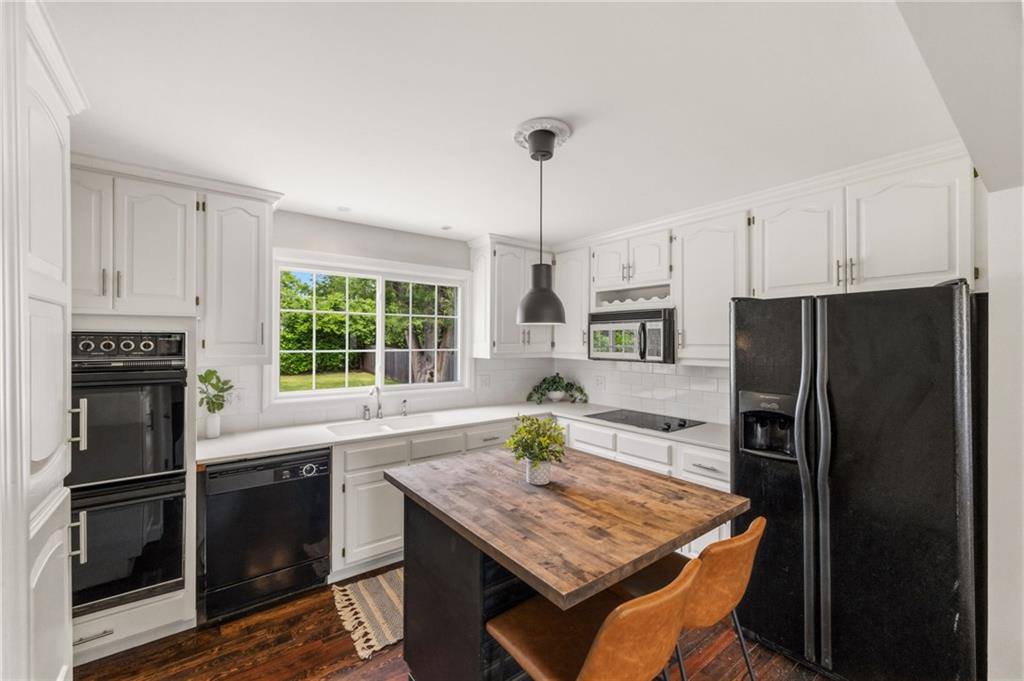 406 West 86th Terrace, Kansas City, MO 64114