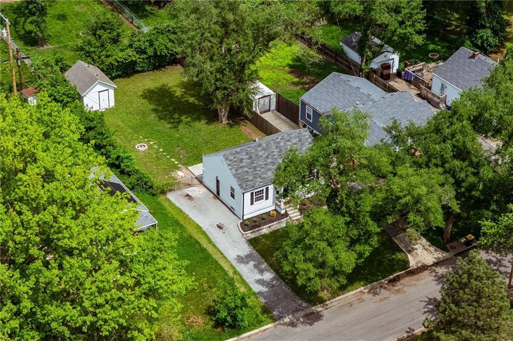 406 West 86th Terrace, Kansas City, MO 64114