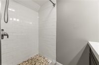406 West 86th Terrace, Kansas City, MO 64114