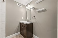 406 West 86th Terrace, Kansas City, MO 64114