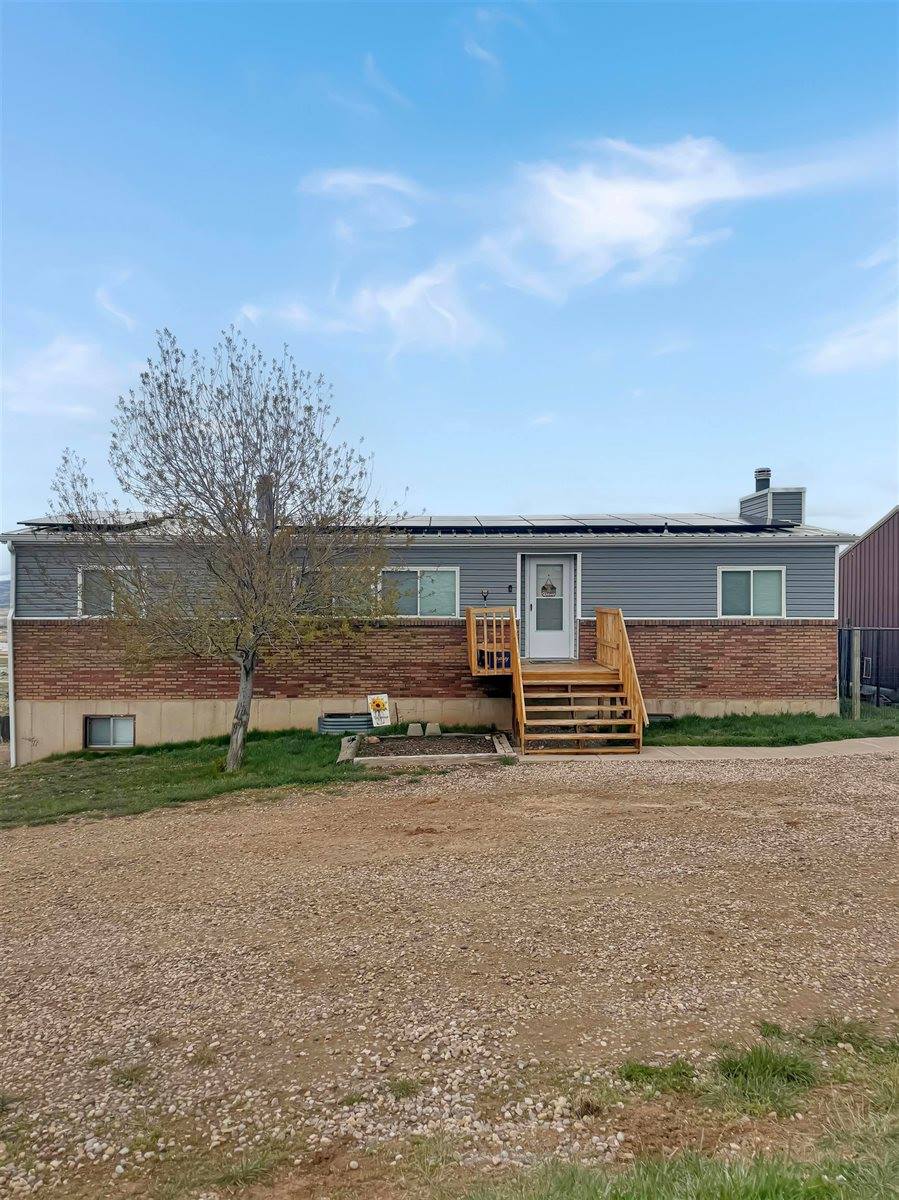 215 Loop, Evanston, WY 82930