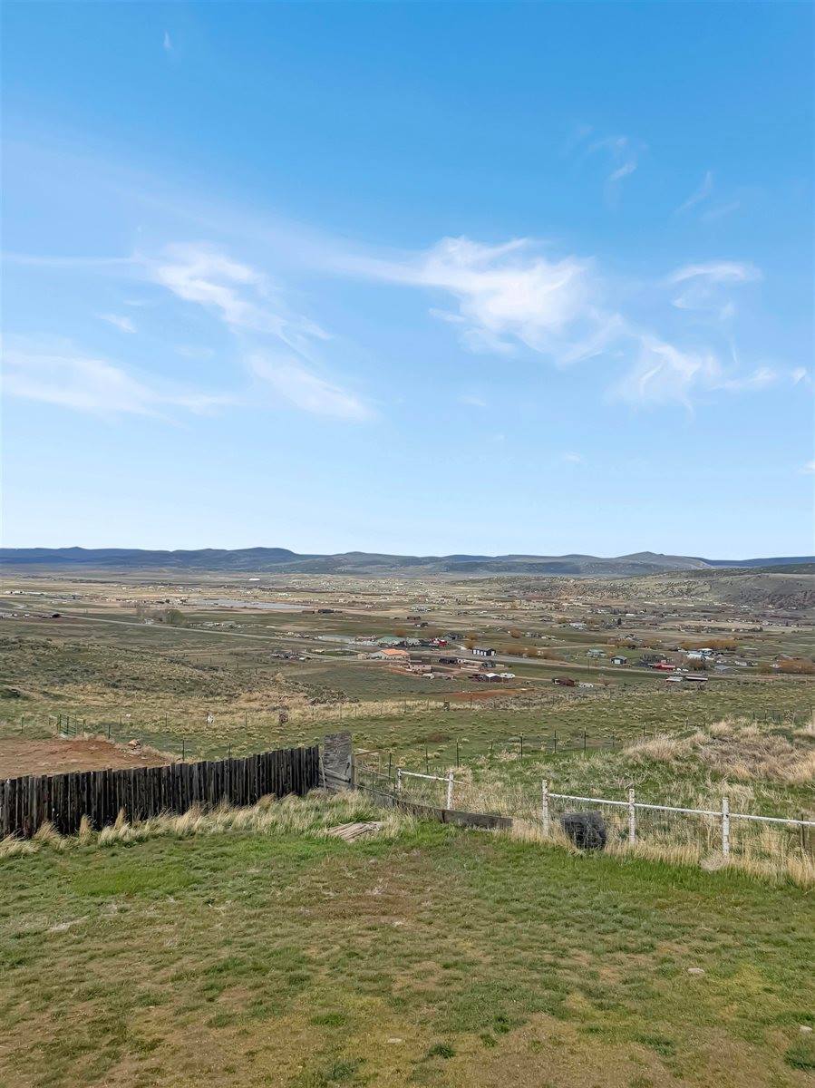215 Loop, Evanston, WY 82930